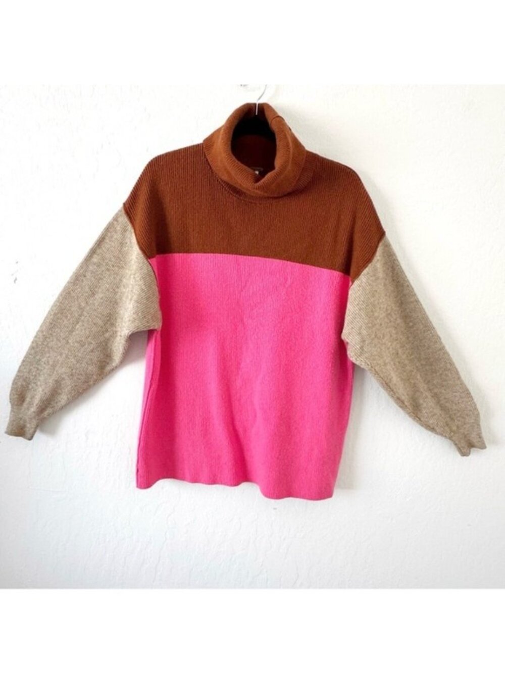 Free People Soft Structured Colorblock Turtleneck Sweater Size S - Picture 2 of 10